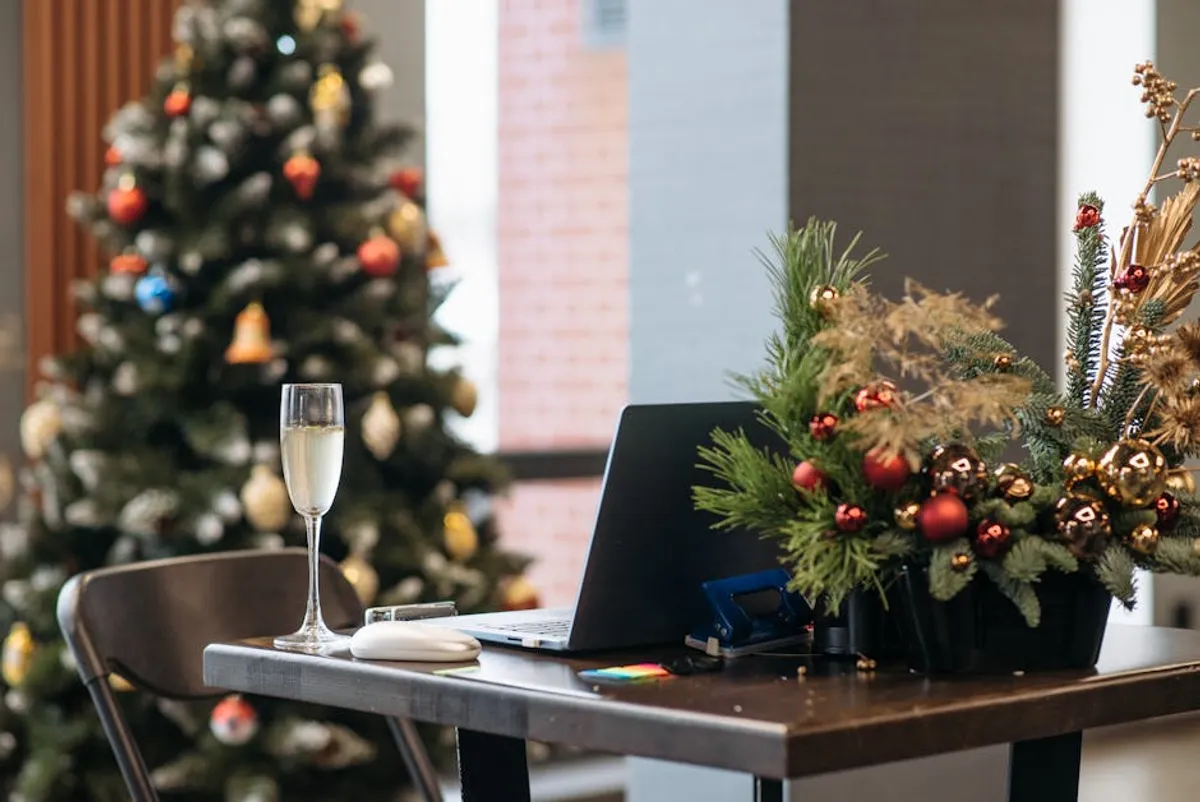 Holiday Parties Checklist for Hosts